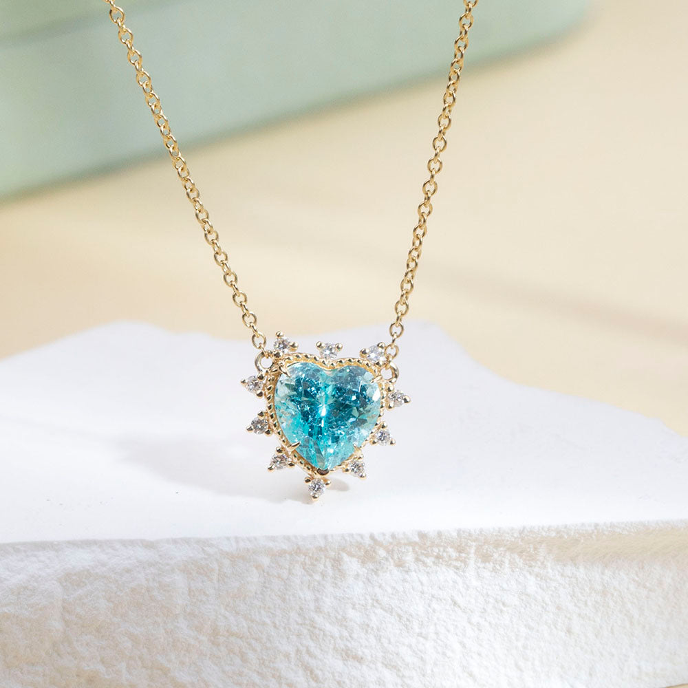 Econ-913 "Ocean Heartlight" Lab-Grown Blue Sapphire Halo Pendant Necklace