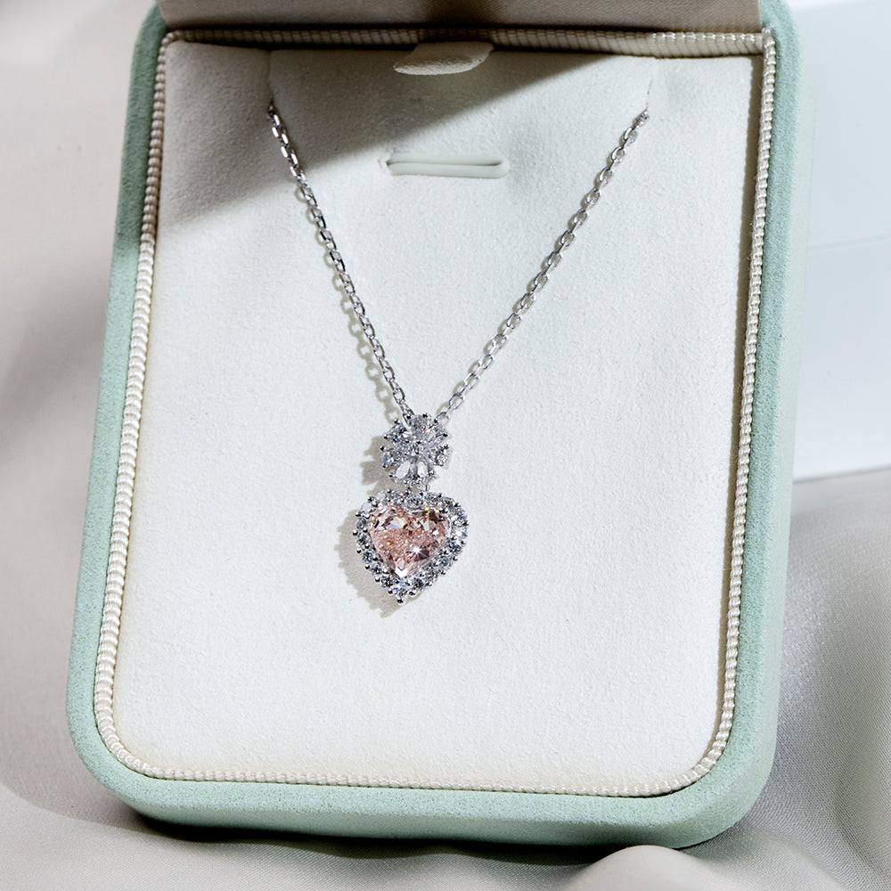 Econ-887 — The Blooming Heart Lab Diamond Pendant