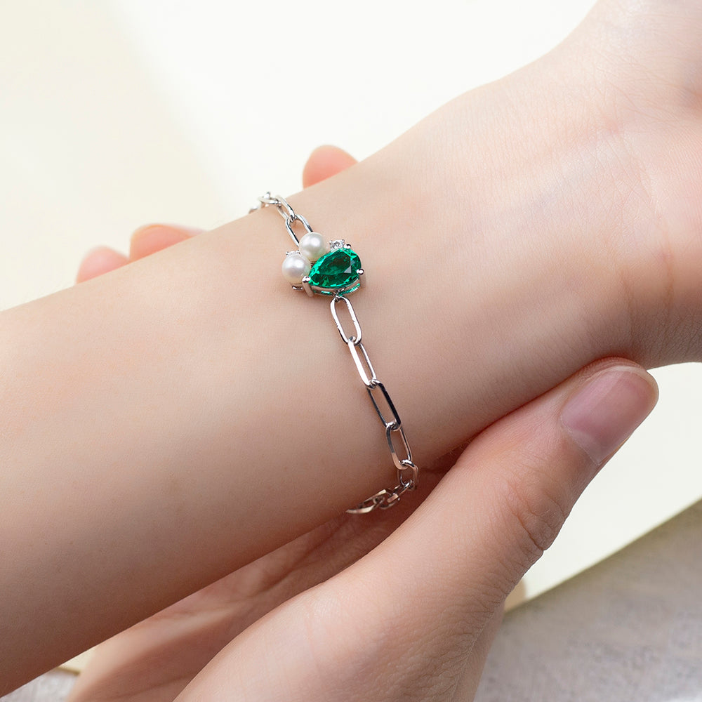Ecob-618 | Verdant Grace Heart Gemstone & Pearl Bracelet in 18K Gold