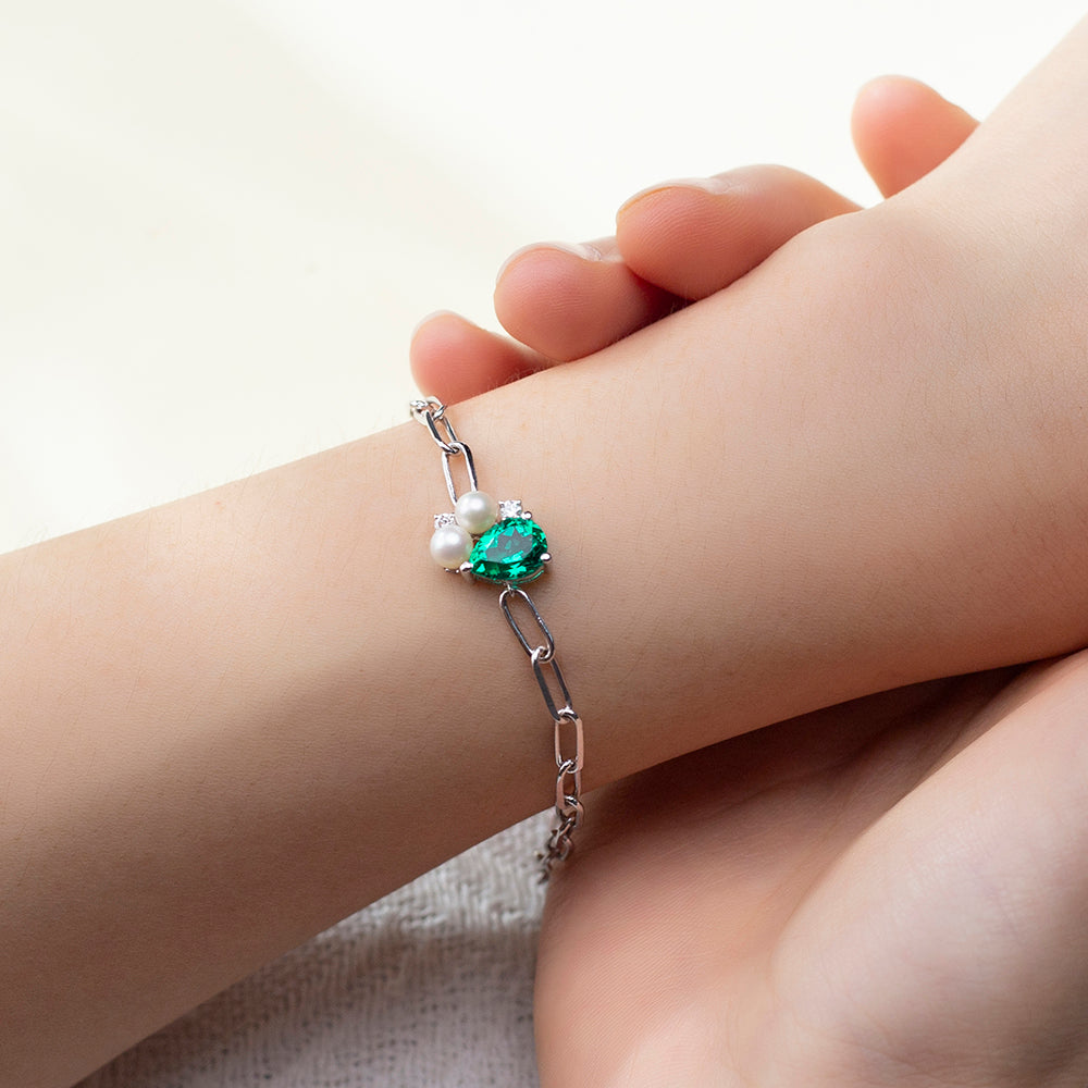 Ecob-618 | Verdant Grace Heart Gemstone & Pearl Bracelet in 18K Gold