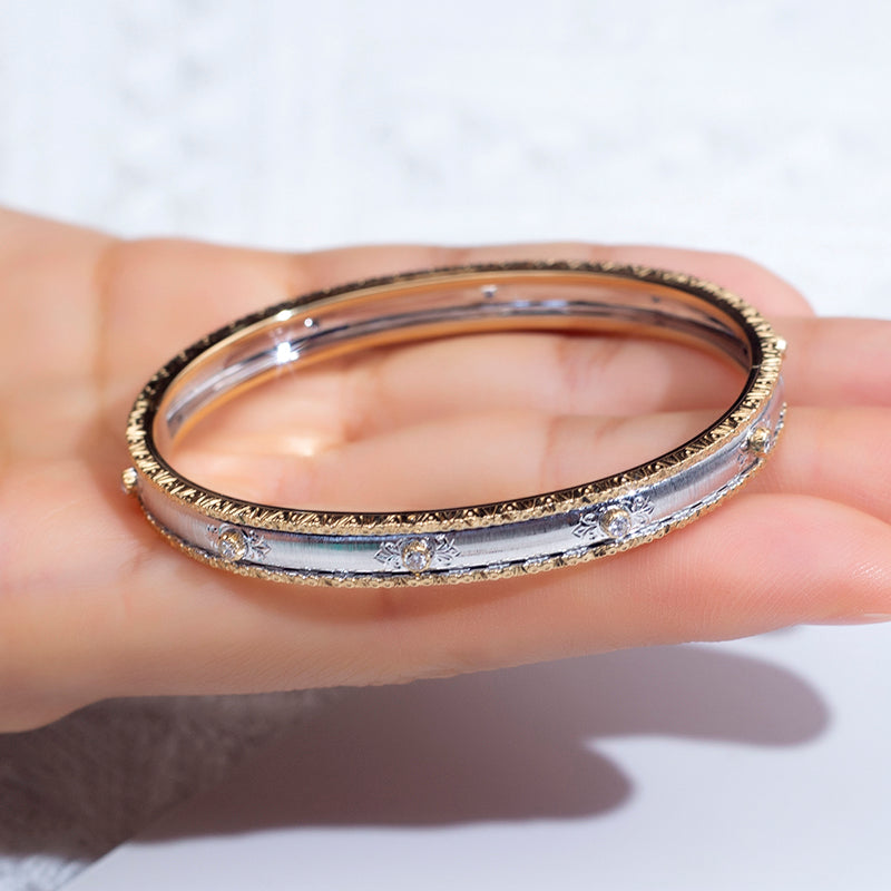 Ecob-602 | Aurelia Dual-Tone Lab Diamond Bangle in 18K Gold