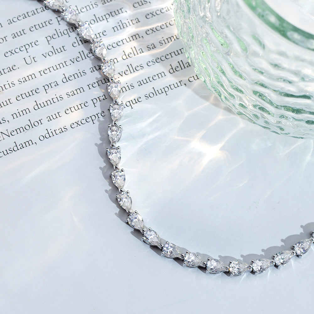 Ecob-622 | Lumière de Goutte Lab Diamond Bracelet in 18K Gold