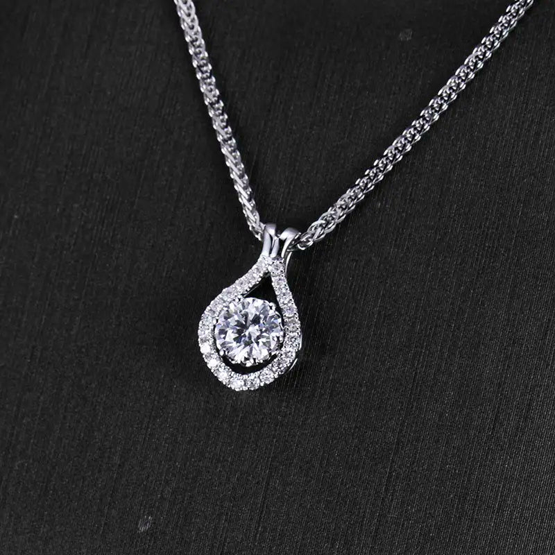 Econ-612 — The Tear of Light Lab Diamond Halo Pendant
