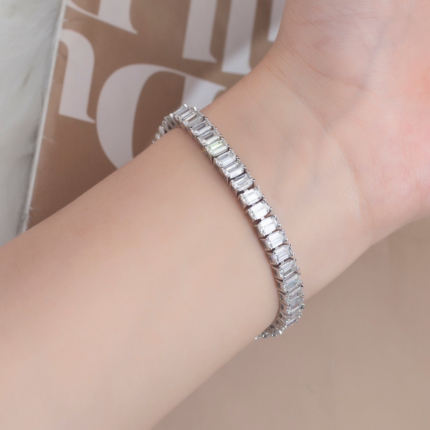 Eco-B560 | Emerald-Cut Lab-Grown Diamond or Moissanite Tennis Bracelet ā 14K/18K Gold | IGI Certified ā Ecogemma