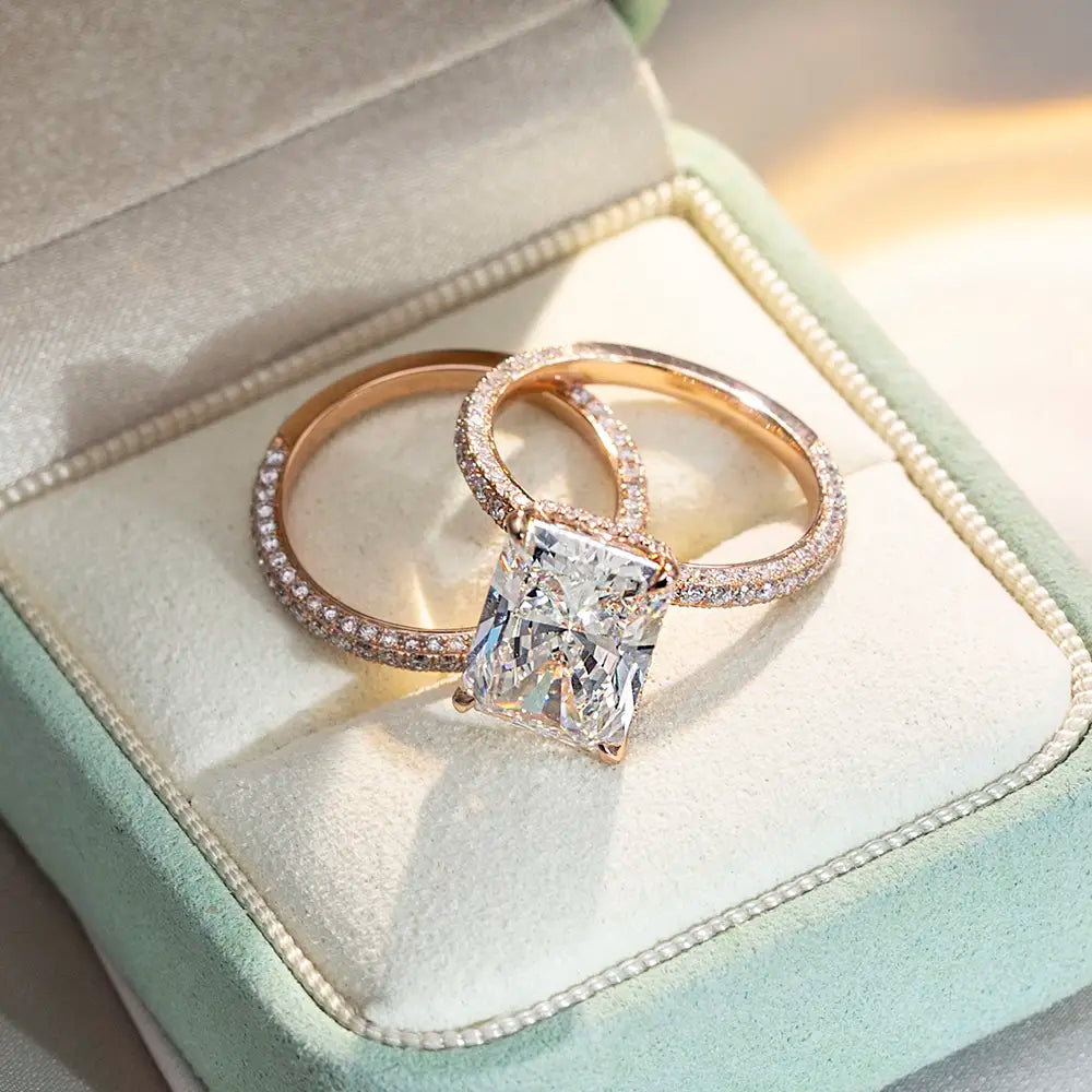 Eco-1664 | 18K Rose Gold 5.72CT Radiant-Cut Lab Diamond Ring