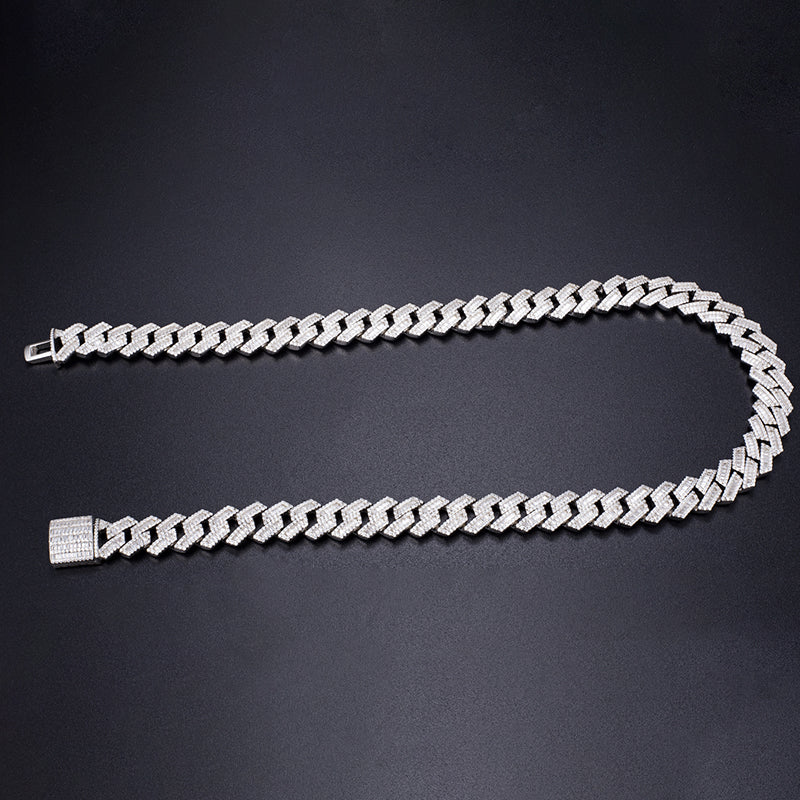 Ecogemma Ecoc-454: Ice-Out Moissanite Cuban Link Chain in Platinum-Toned Precision