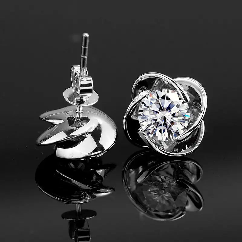 Ecoe-008 — The Blooming Radiance Lab Diamond Stud Earrings