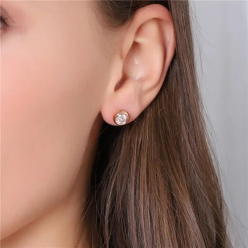 Ecoe-006 — The Horizon Glow Bezel Lab Diamond Stud Earrings