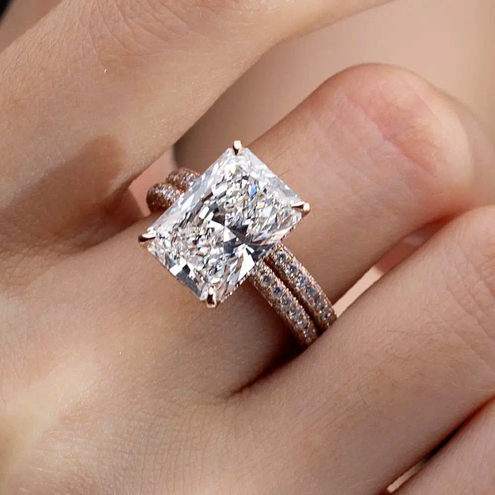 Eco-1664 | 18K Rose Gold 5.72CT Radiant-Cut Lab Diamond Ring