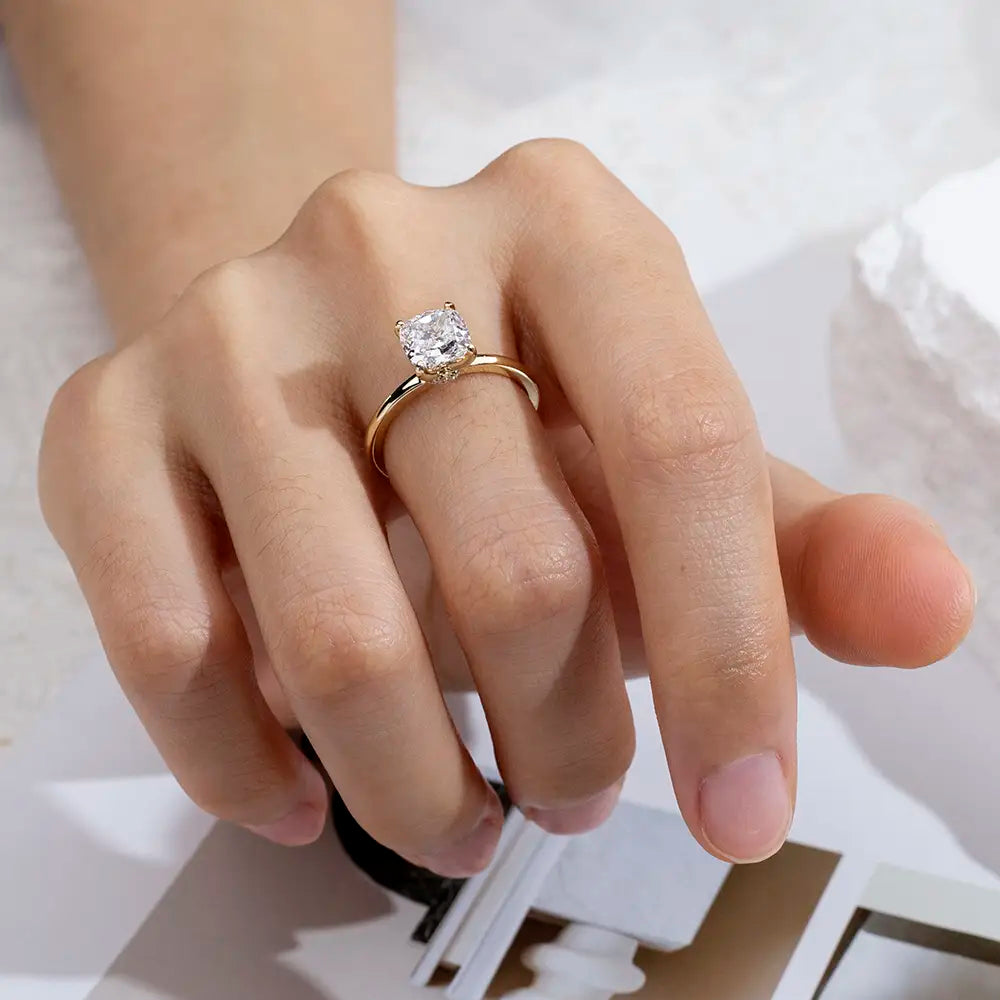 Eco-1699 | Cushion-Cut Lab Diamond Ring in 18K Gold By Ecogemma