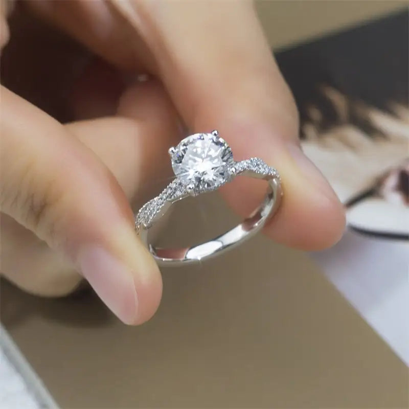 Eco-1431 1CT D VVS Lab-Grown Diamond Ring in PT750 Platinum