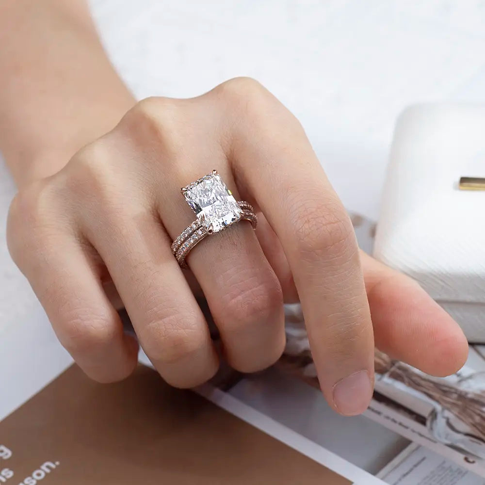 Eco-1664 | 18K Rose Gold 5.72CT Radiant-Cut Lab Diamond Ring
