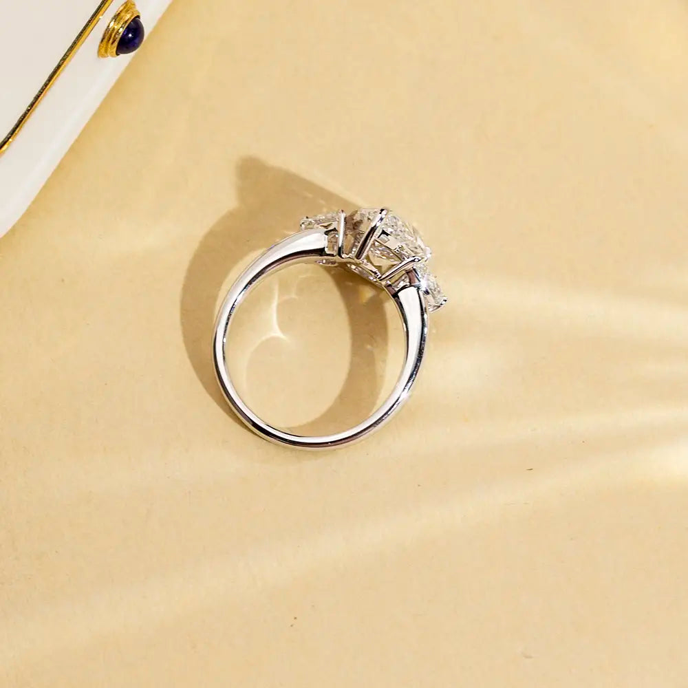 Eco-1670 Three-Stone Pear-Shaped Lab-Grown Diamond Ring in 18K White Gold – Custom by Ecogemma