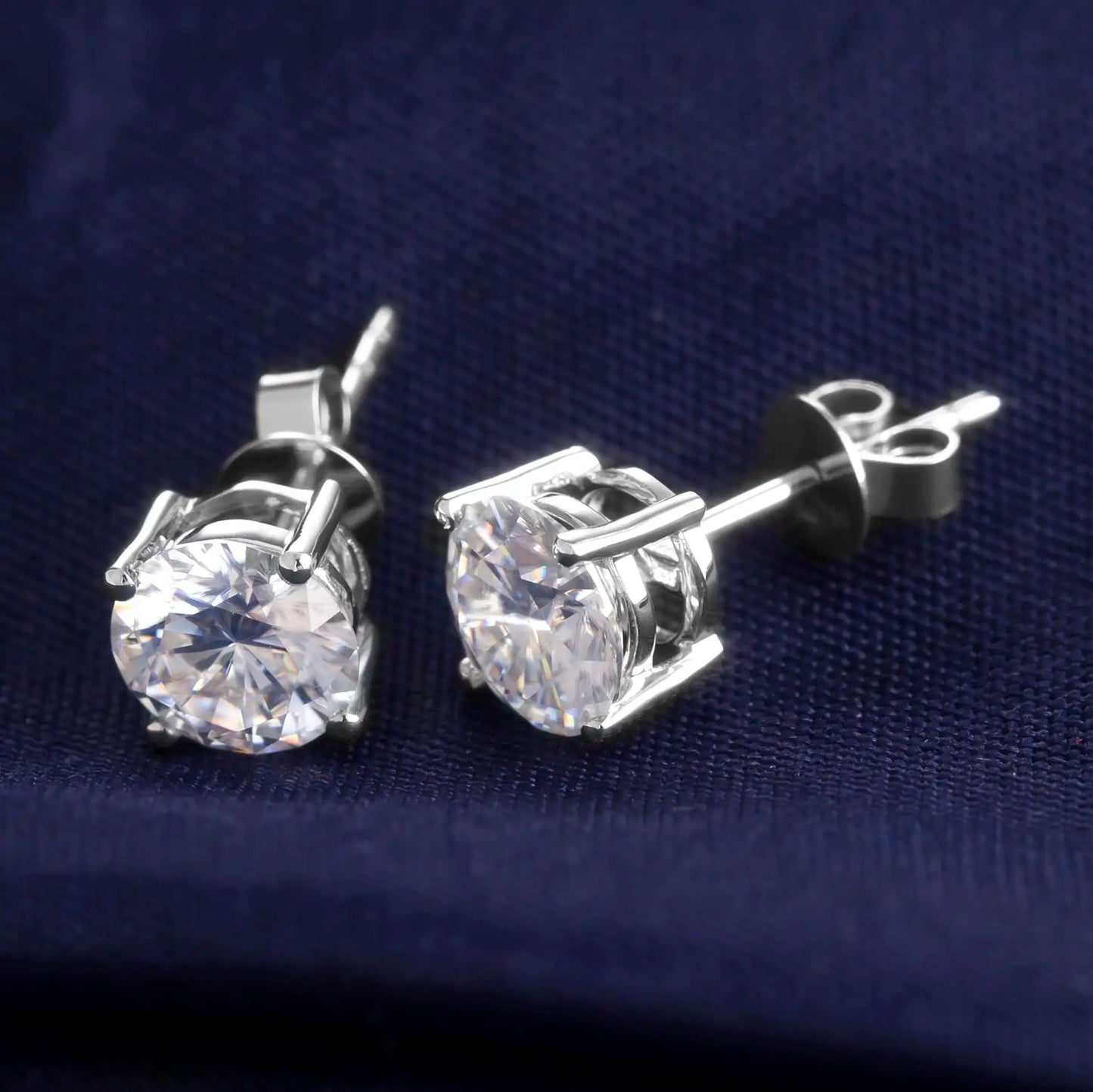 Ecoe-282 — Celestial Whisper Round Diamond Stud Earrings