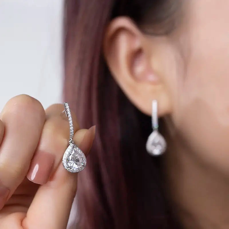 Ecoe-616 — The Eternal Teardrop Halo Lab Diamond Set