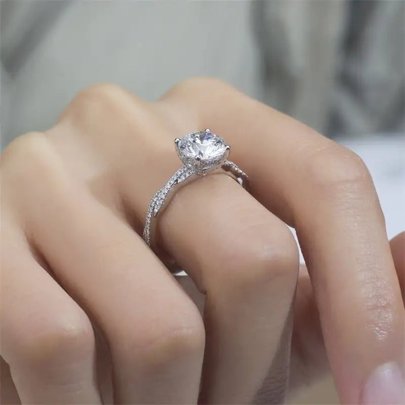 Eco-1431 1CT D VVS Lab-Grown Diamond Ring in PT750 Platinum