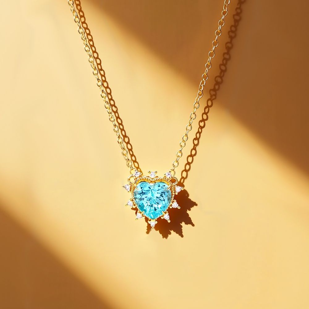 Econ-913 "Ocean Heartlight" Lab-Grown Blue Sapphire Halo Pendant Necklace