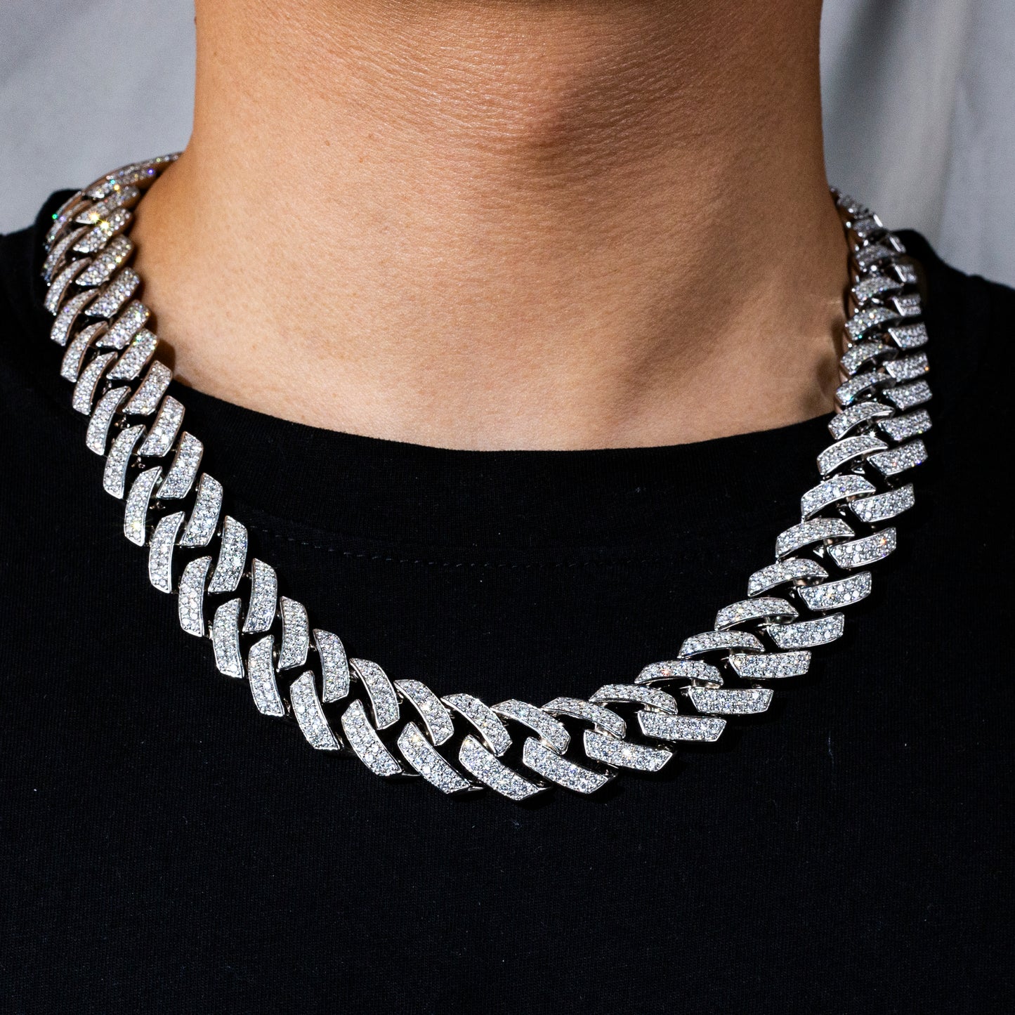 Econ-909 "Urban Ember" Lab-Grown Diamond Cuban Link Chain Necklace