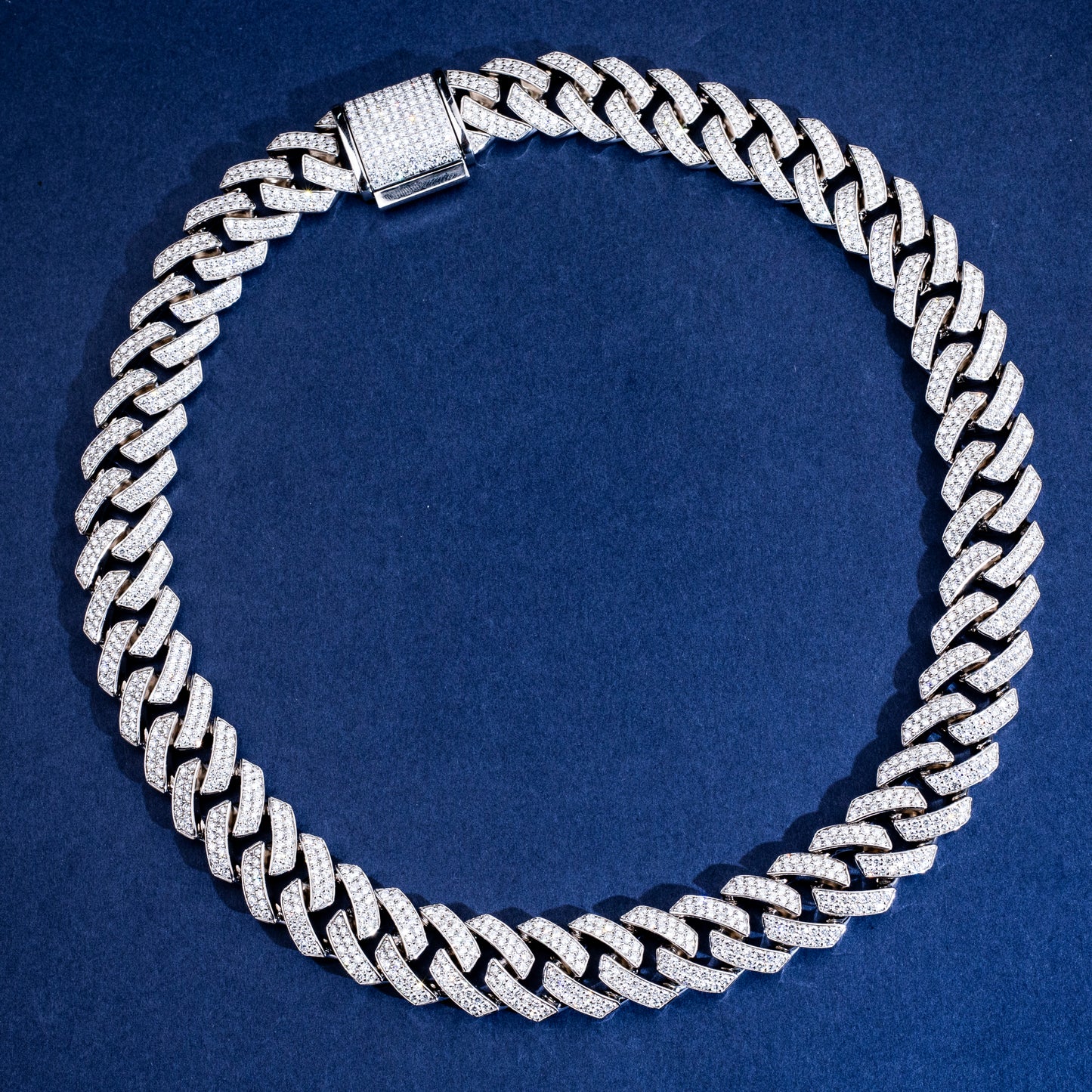 Econ-909 "Urban Ember" Lab-Grown Diamond Cuban Link Chain Necklace