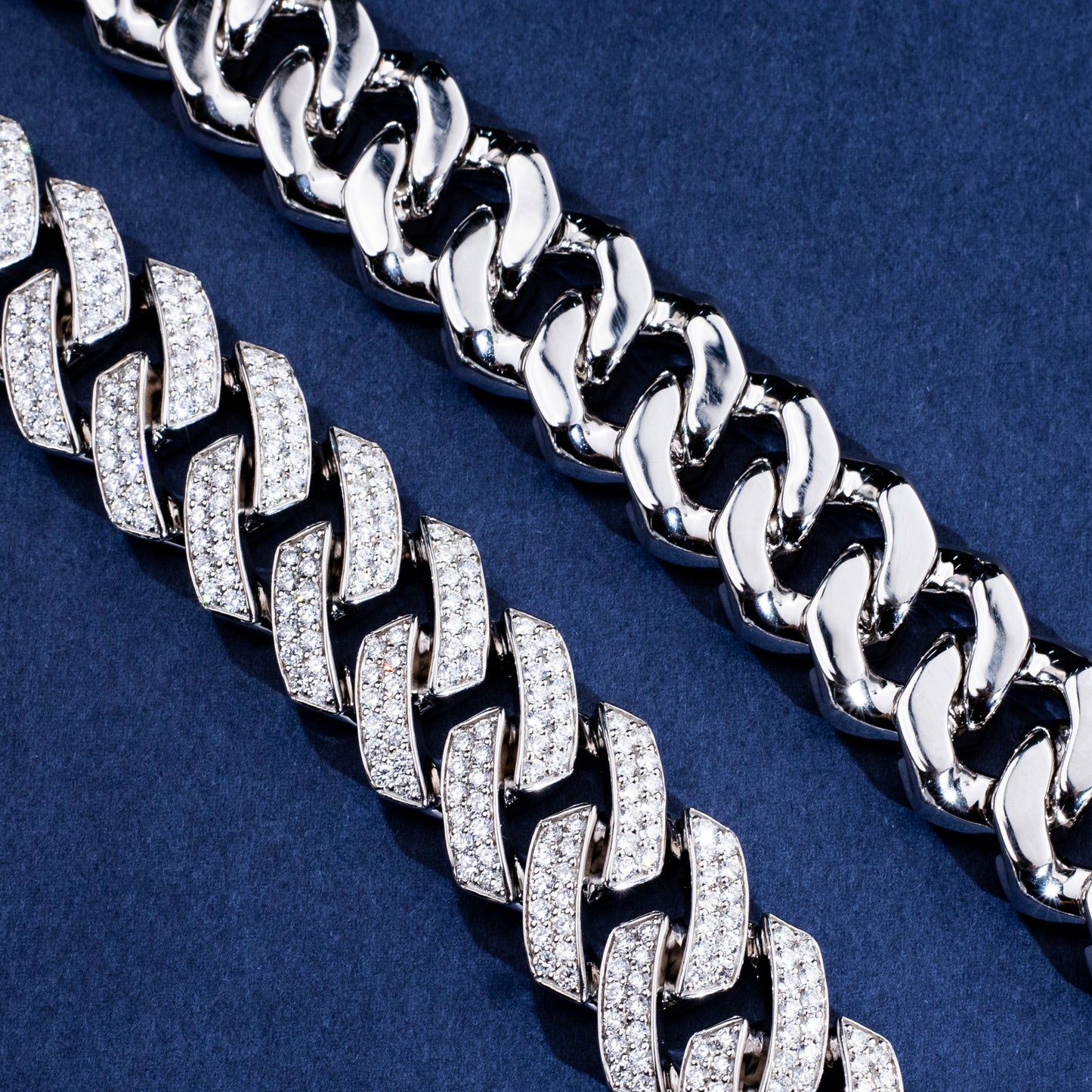 Econ-909 "Urban Ember" Lab-Grown Diamond Cuban Link Chain Necklace