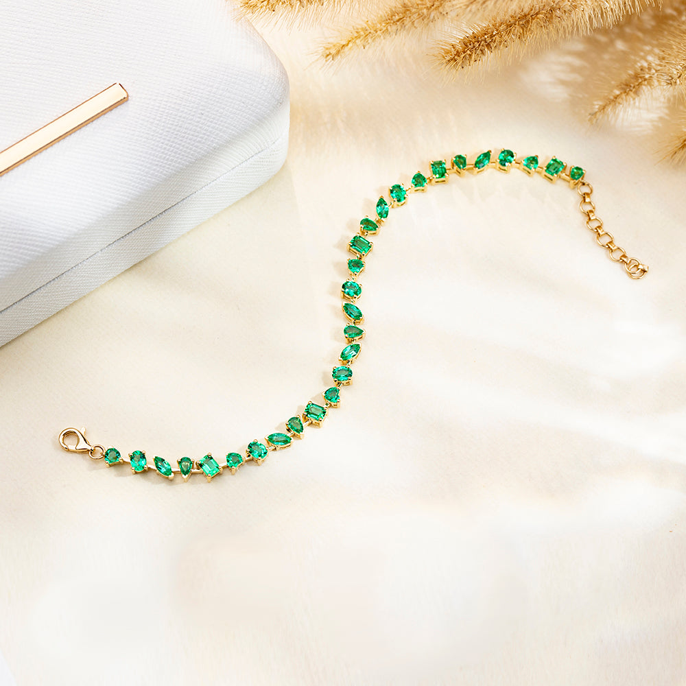 Ecob-625 | Jardin Éternel Lab Emerald Bracelet in 18K Gold