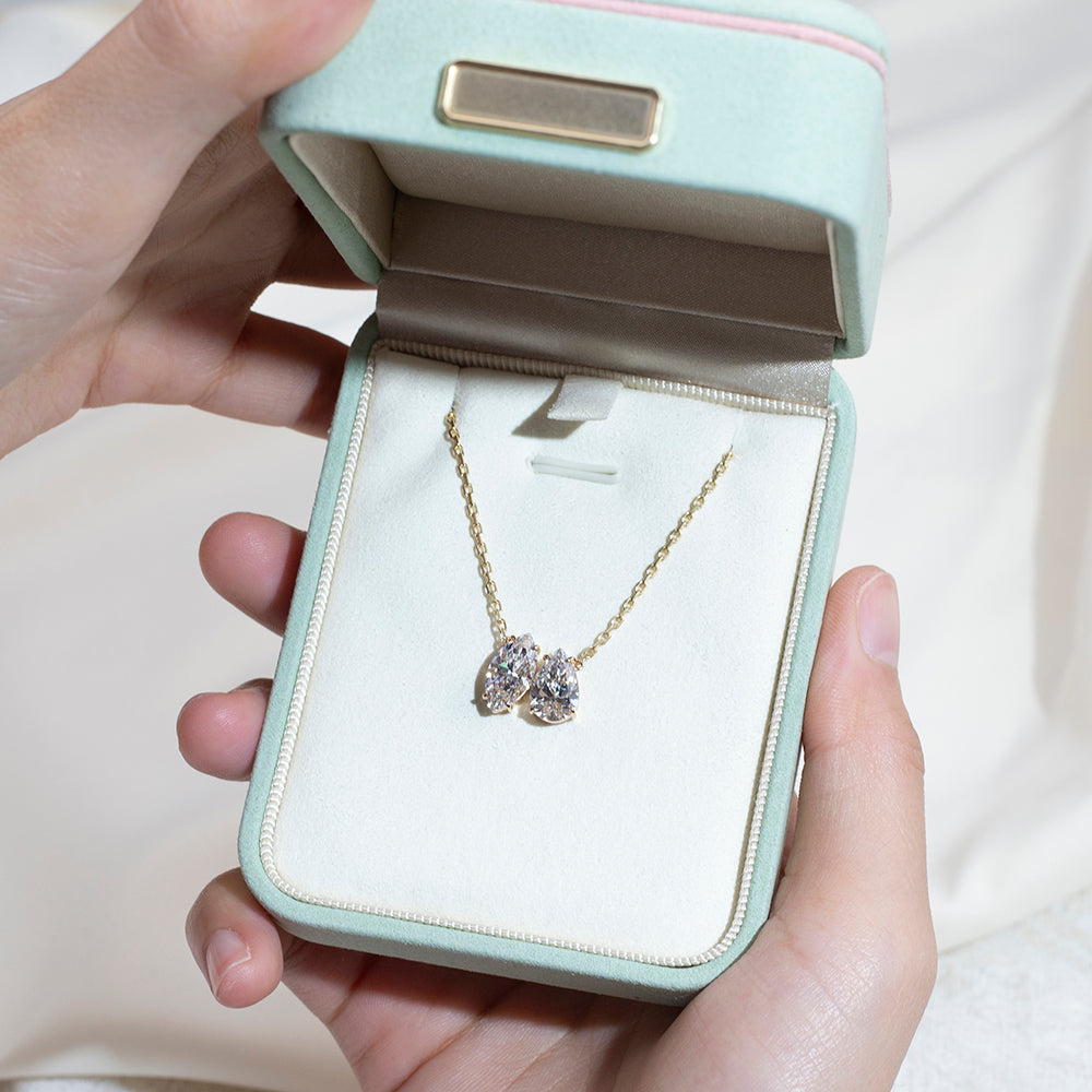 Econ-898 — The Twin Flame Lab Diamond Pendant