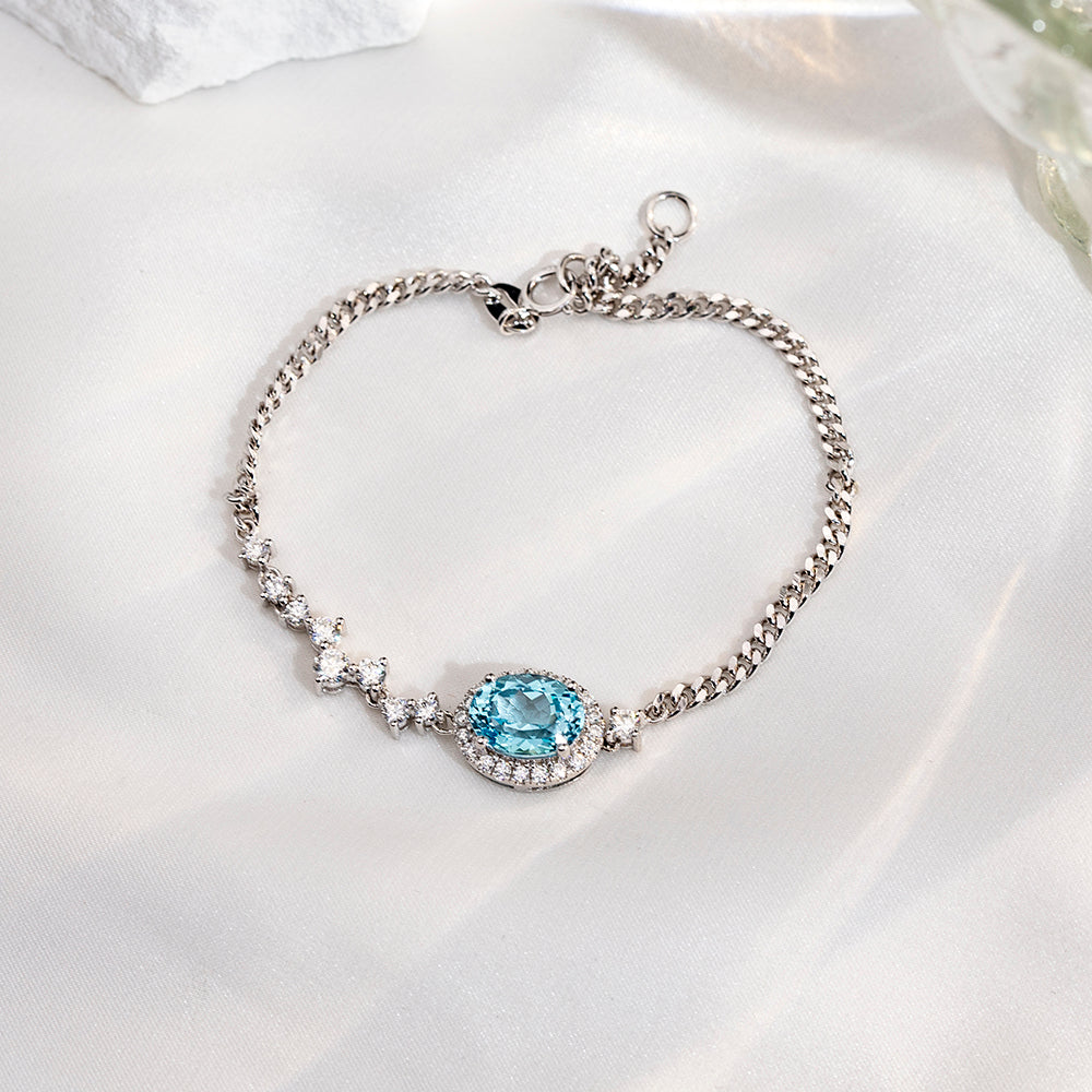 Ecob-630 | Celeste Halo Lab Sapphire Bracelet in 18K Gold