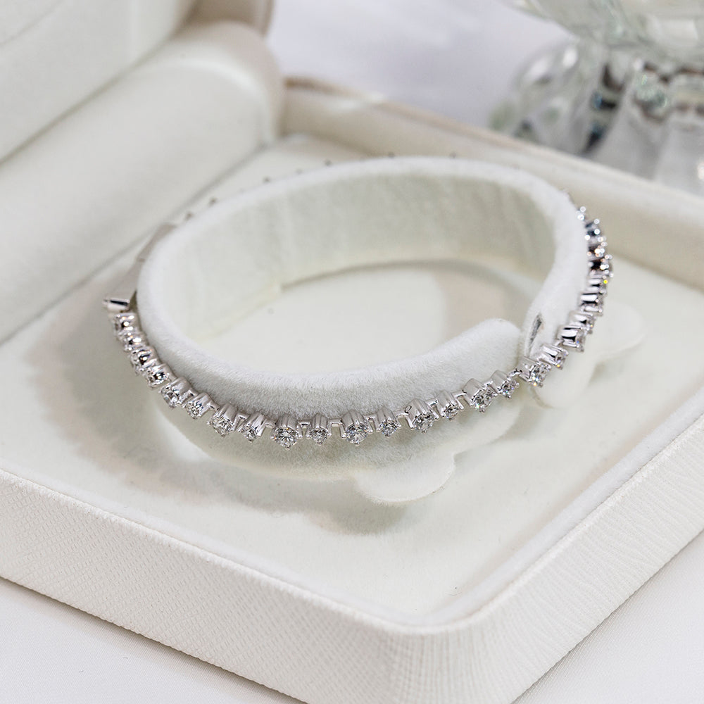 Ecob-631 | Lueur Élégante Lab Diamond Bracelet in 18K Gold