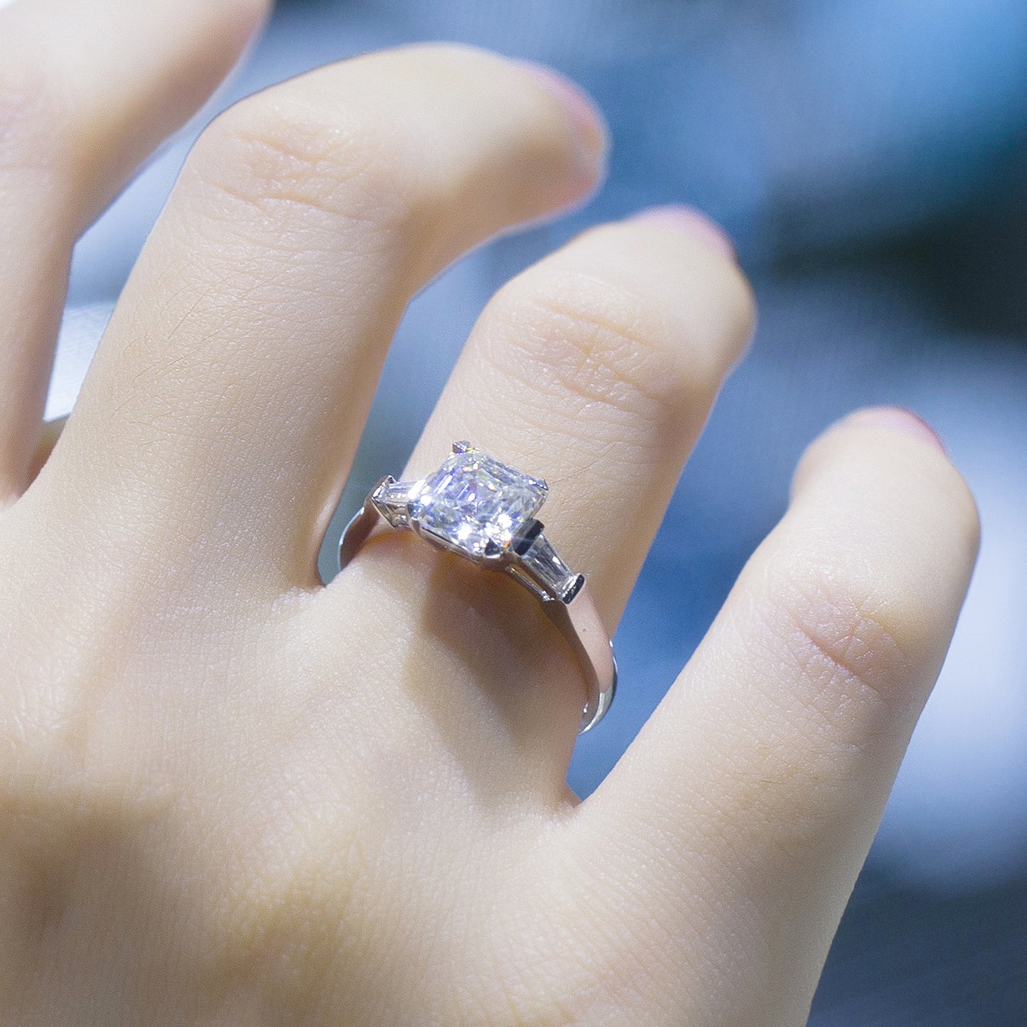 Eco-042: 1.0ct D VS1 Asscher-Cut Lab-Grown Diamond Ring in 18K White Gold By Ecogemma · IGI Certified
