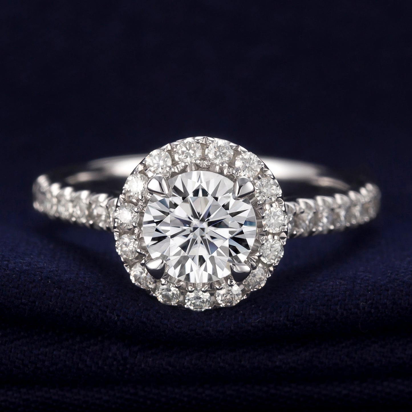 Eco—026: 1.0ct D VS1 Round Cut Lab-Grown Diamond Ring in 18K White Gold By Ecogemma · IGI Certified