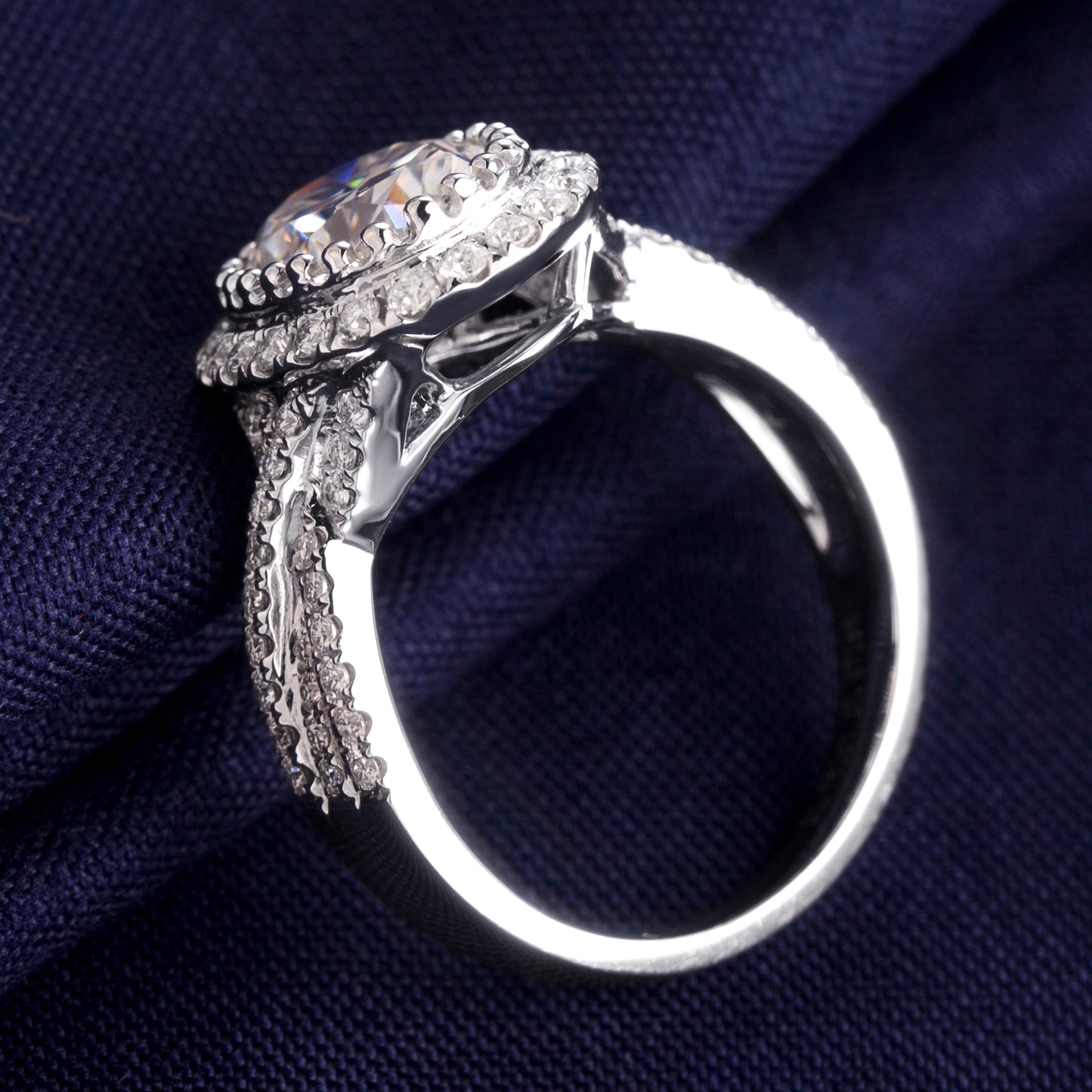 Eco-040: 1.5ct D VVS1 Oval-Cut Lab-Grown Diamond Ring in 18K White Gold By Ecogemma · IGI Certified