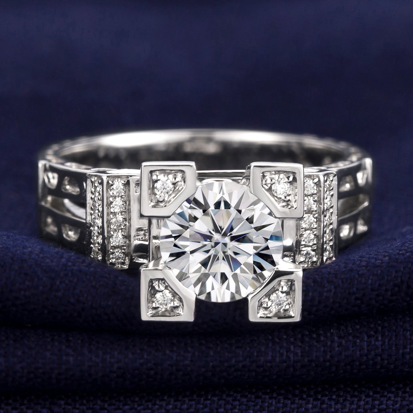 Eco-070 | 1.0ct D VVS1 Lab-Grown Diamond | 18K White Gold | IGI Certified