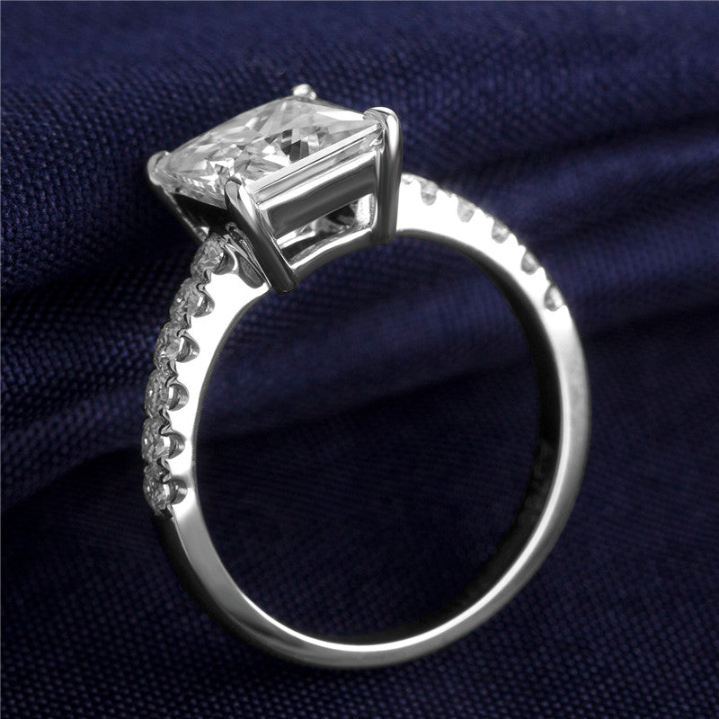 Eco-241 Customization | 18K White Gold | Radiant-Cut Lab-Grown Diamond 2ct E VVS2 | IGI Certified