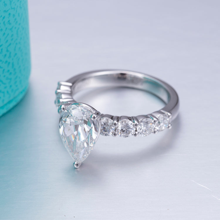 Eco-361 by Customization | 18K White Gold | Pear-Cut Lab-Grown Diamond 1.5CT D VVS2| IGI Certified