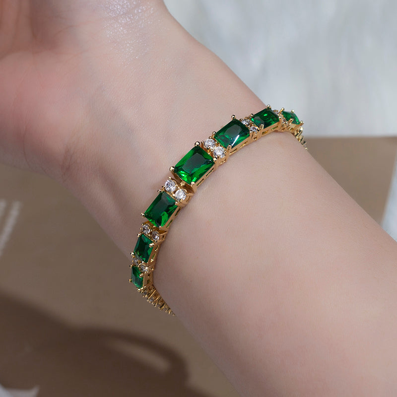 Ecob-555 "Verdant Rhythm" Lab-Grown Emerald & Diamond Link Bracelet