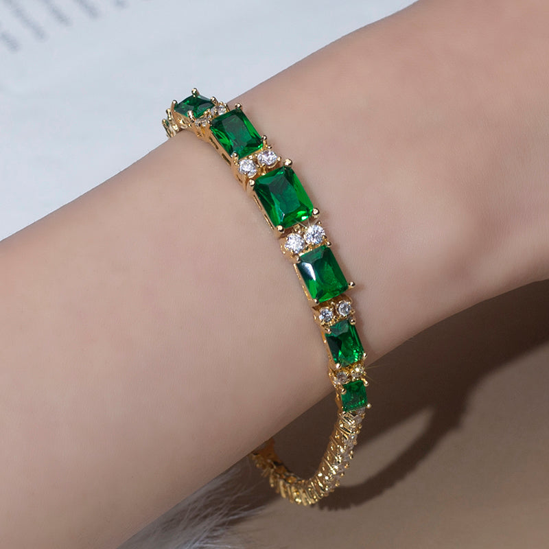 Ecob-555 "Verdant Rhythm" Lab-Grown Emerald & Diamond Link Bracelet