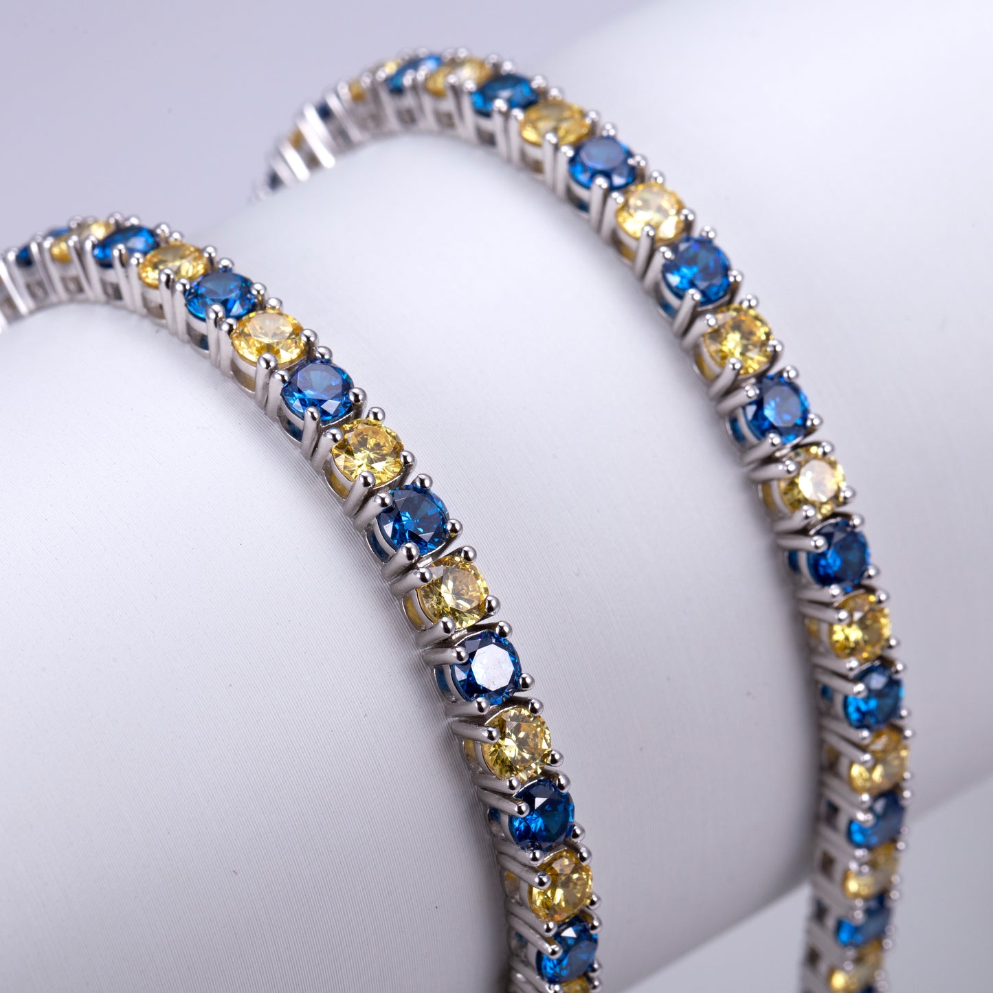 Ecob-556 "Aurora Duet" Lab-Grown Sapphire & Fancy Yellow Diamond Tennis Bracelet