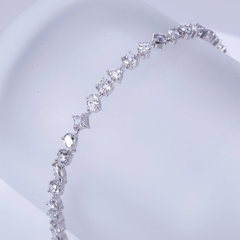 Ecob-561 "Whispers of Light" Lab-Grown Diamond Multi-Cut Bracelet