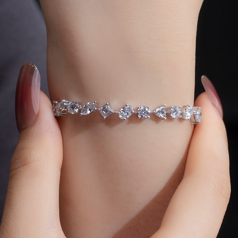 Ecob-561 "Whispers of Light" Lab-Grown Diamond Multi-Cut Bracelet