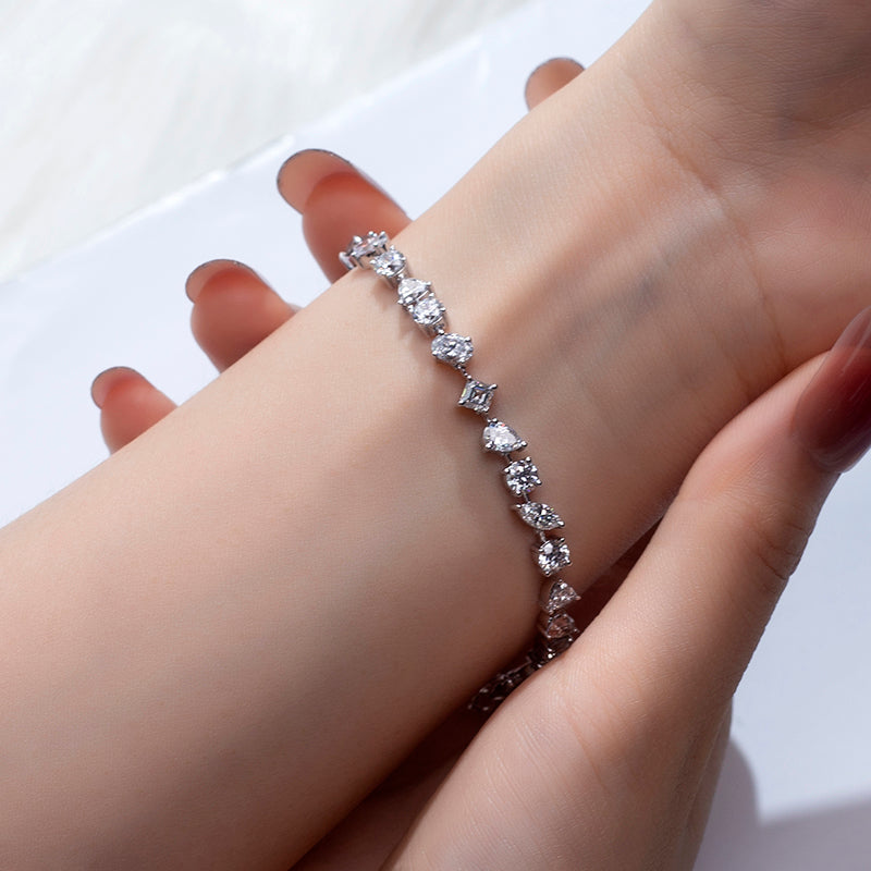 Ecob-561 "Whispers of Light" Lab-Grown Diamond Multi-Cut Bracelet
