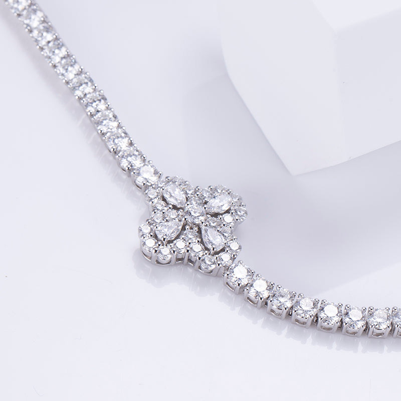 Ecob-572 "Petal Radiance" Lab-Grown Diamond Floral Bracelet
