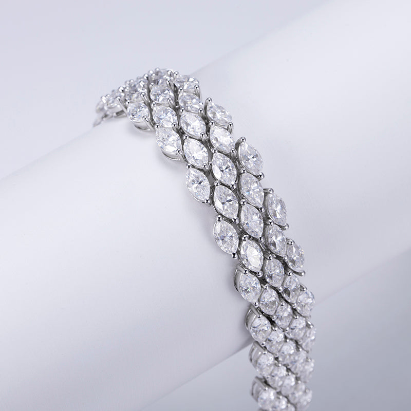 Ecob-579 "Featherlight Radiance" Lab-Grown Diamond Marquise Cluster Bra celet - Haute Couture Collection