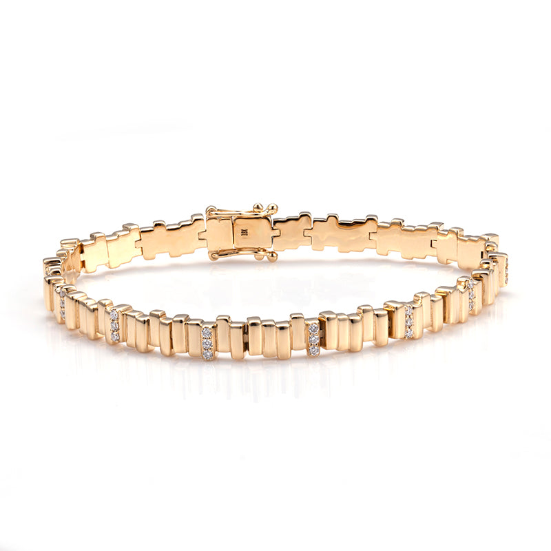 Ecob-596 | Lumière Lineage Lab Diamond Bracelet in 18K Gold