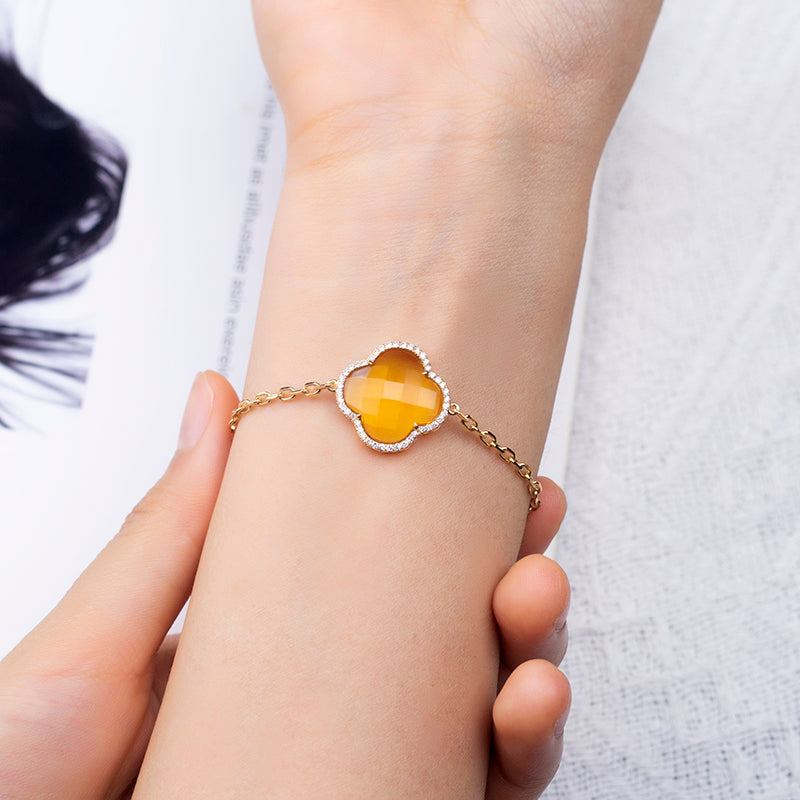 Ecob-604 | Soleil Clover Lab Gemstone Bracelet in 18K Gold