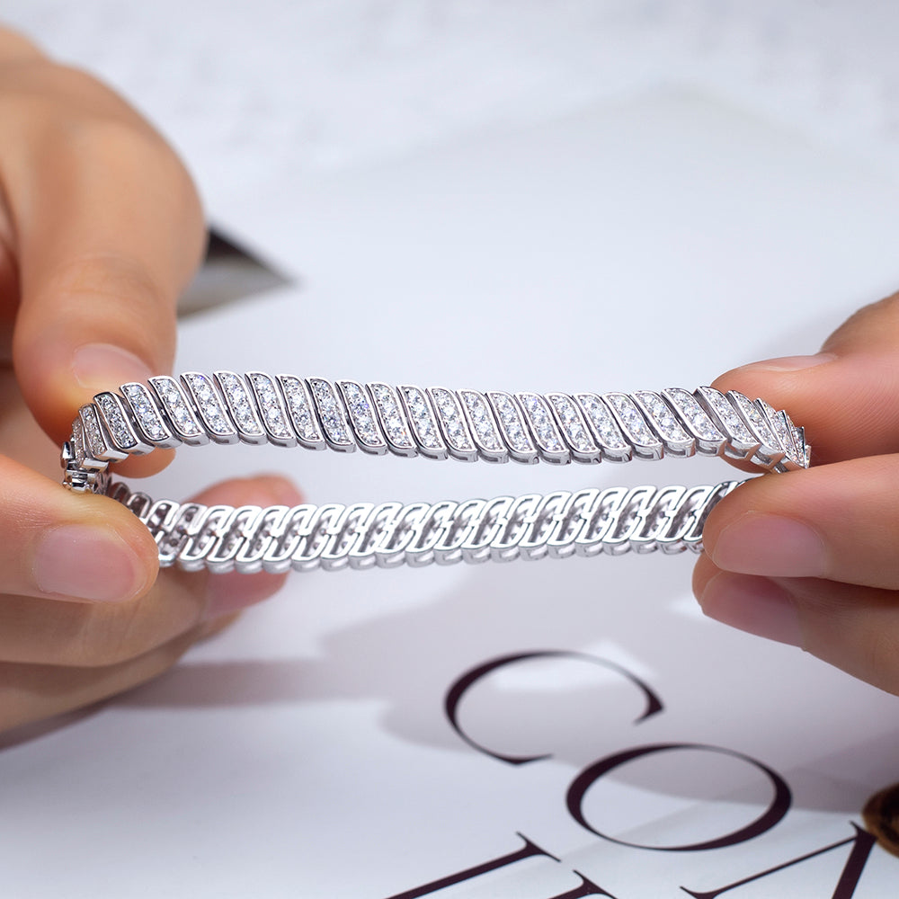 Ecob-609 | Vectra Lab Diamond Link Bracelet in 18K Gold
