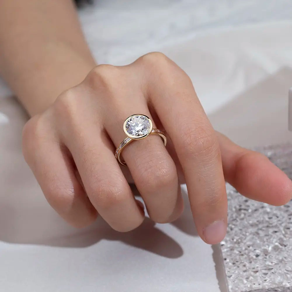 Eco-1722 | 18K Yellow Gold 3CT Round-Cut Lab-Grown Diamond Bezel Ring
