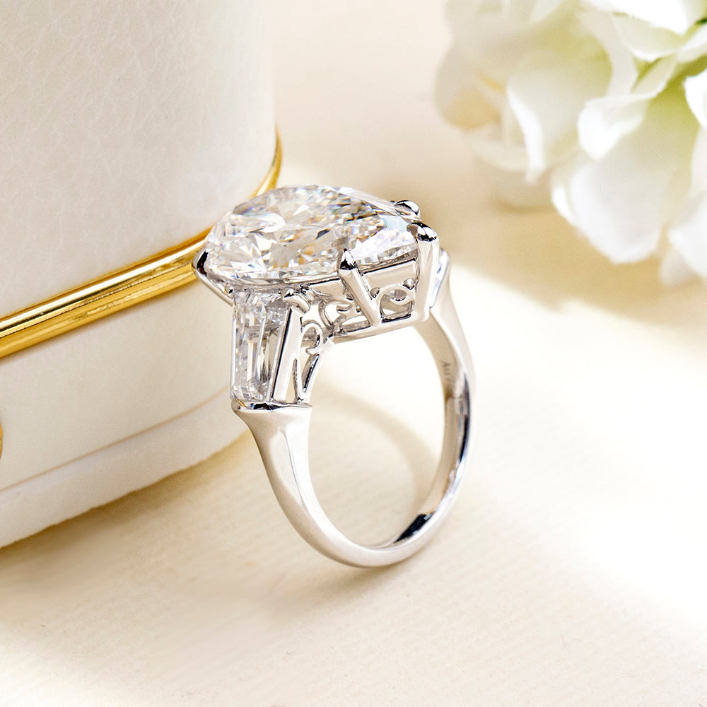 Eco-1888: Crowned Light – Lab-Grown Pear Diamond Three-Stone Ring in 18K White Gold