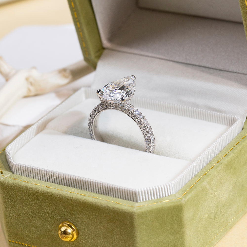 Eco-1897: Teardrop of Light – Lab-Grown Pear Diamond Pavé Ring in 18K White Gold