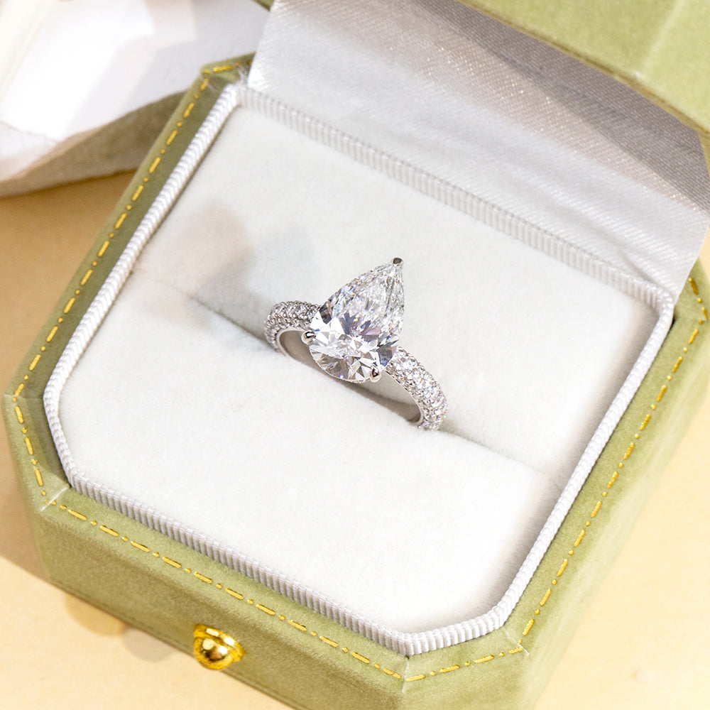 Eco-1897: Teardrop of Light – Lab-Grown Pear Diamond Pavé Ring in 18K White Gold