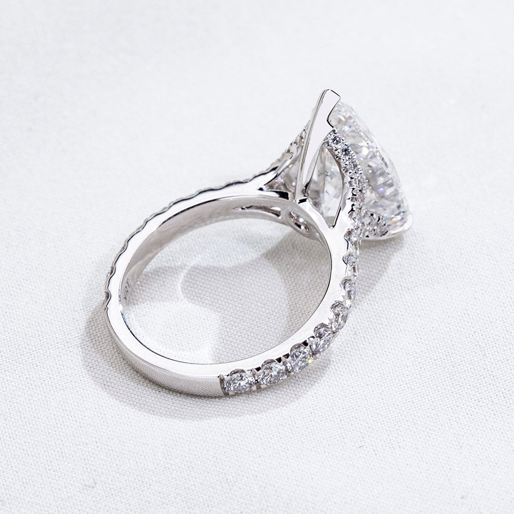 Eco-1915: Teardrop of Light – Lab-Grown Pear Diamond Pavé Ring in 18K White Gold